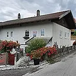 Apartament Tiroler Auszeit & Whirlpool Höfen