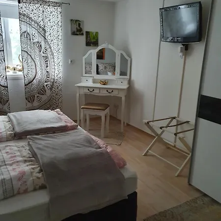 Tiroler Auszeit & Whirlpool Appartement Höfen