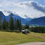Apartamento Tiroler Auszeit & Whirlpool Höfen