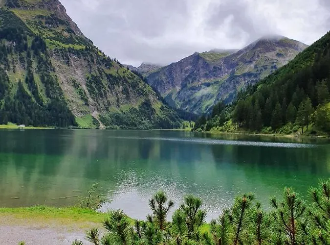 Tiroler Auszeit & Whirlpool * Hofen